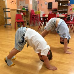 Bright Stars Kids University - Stretching and Yoga