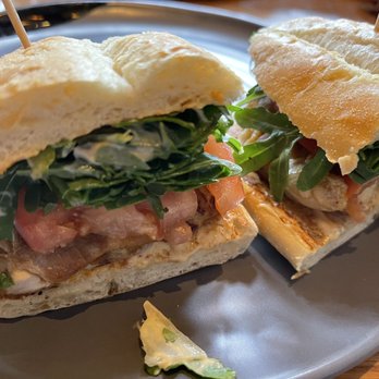 Nando's Peri-Peri - Portuguese Near Me - Naperville, Illinois