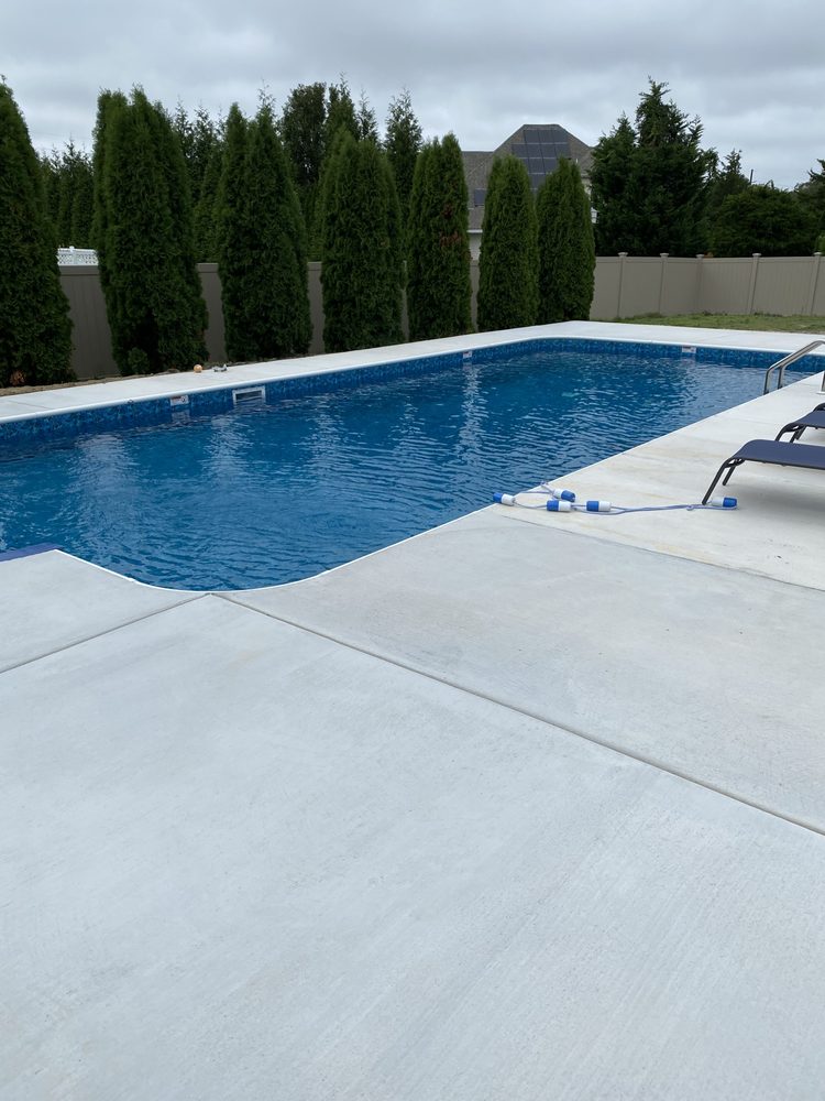 Paradise Pool and Spa Logo