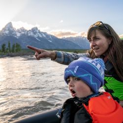 Barker-Ewing Scenic Tours - A family enjoying an evening scenic float trip with Barker-Ewing
