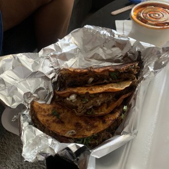 El Purepecha - Birria tacos - Mexican Near Me - Philadelphia, Pennsylvania