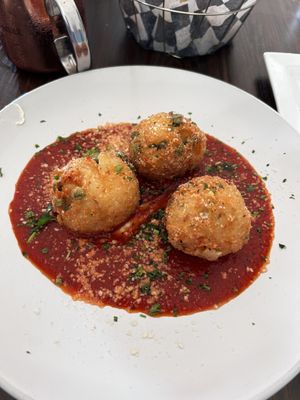 Marco's Italian Restaurant by null