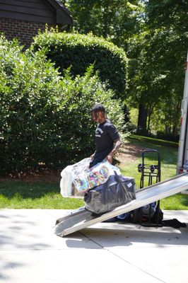 RESIDENTIAL MOVING - Moving in or out of an home or apartment? Give us a call!

Our professionals are prepared to pack, disassemble and load your items.

We also provide all needed moving materials to keep your belongings safe and protected.Stress-free moving guaranteed!​

We will provide the following items for your Residential Move:

 

Bubble Rap

Blankets

Truck

Shrink Rap

Boxes (for an extra fee)

Tools for disassembly/assembly