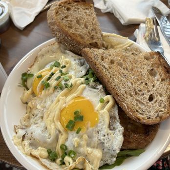 Doro Marketplace - Bakeries Near Me - Wethersfield, Connecticut