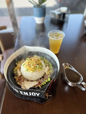 Sizzling House&Noodle by null