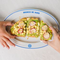 Sunday's Best - Yummy avocado toast