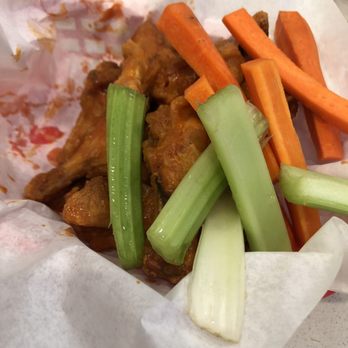Hot Wings Cafe - Hot wings - Chicken Wings Near Me - Glendale, California