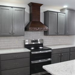 Swingle Countertops - Aspect Cabinetry, ENVI Quartz Countertops