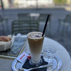 Zürich Gran Café Motta
