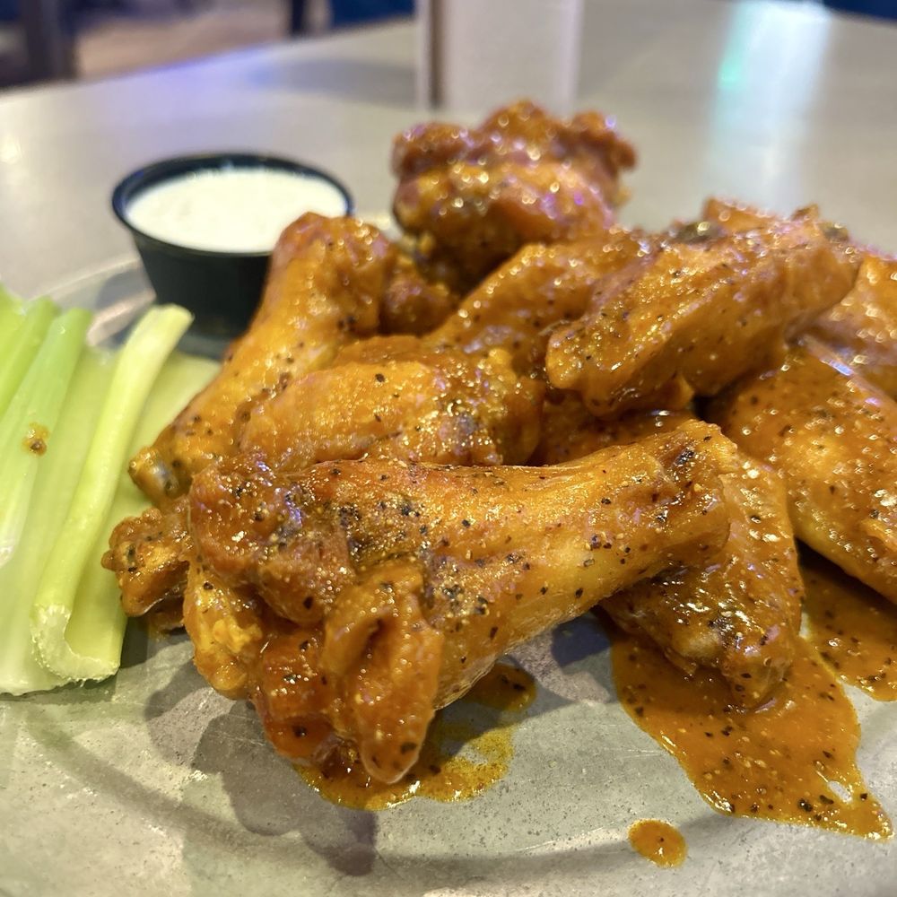 Pluckers Wing Bar - Lakeline - American Near Me - Cedar Park, Texas Pluckers Wing Bar - Lakeline - American Near Me - Cedar Park, Texas