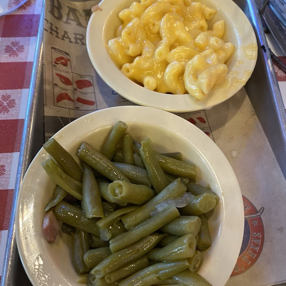 Riscky's BBQ - Green Beans and Macaroni and Cheese - Barbeque Near Me - Fort Worth, Texas Riscky's BBQ - Green Beans and Macaroni and Cheese - Barbeque Near Me - Fort Worth, Texas