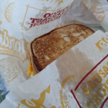 Hardee's - Fast Food Near Me - Genoa, Ohio