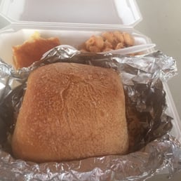 Pulled pork, corn bread and macaroni salad.