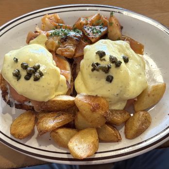 Beloved's Bakery & Cafe - Smoked salmon benedict - Bakeries Near Me - Reno, Nevada