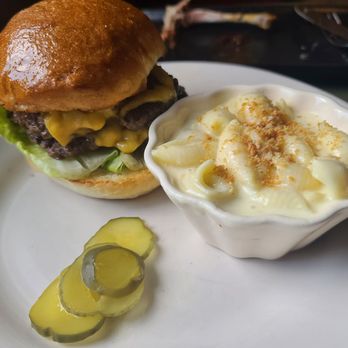 The Shaved Duck - Brisket Point Burger with Mac n ' Cheese - Soul Food Near Me - St Louis, Missouri The Shaved Duck - Brisket Point Burger with Mac n ' Cheese - Soul Food Near Me - St Louis, Missouri
