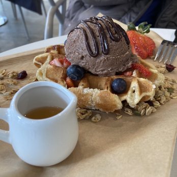 The Well Coffee - Belgian waffle with chocolate ice cream - Coffee & Tea Near Me - Flushing, New York The Well Coffee - Belgian waffle with chocolate ice cream - Coffee & Tea Near Me - Flushing, New York