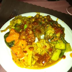 Caffe India - Lunch buffet...a little bit of everything!