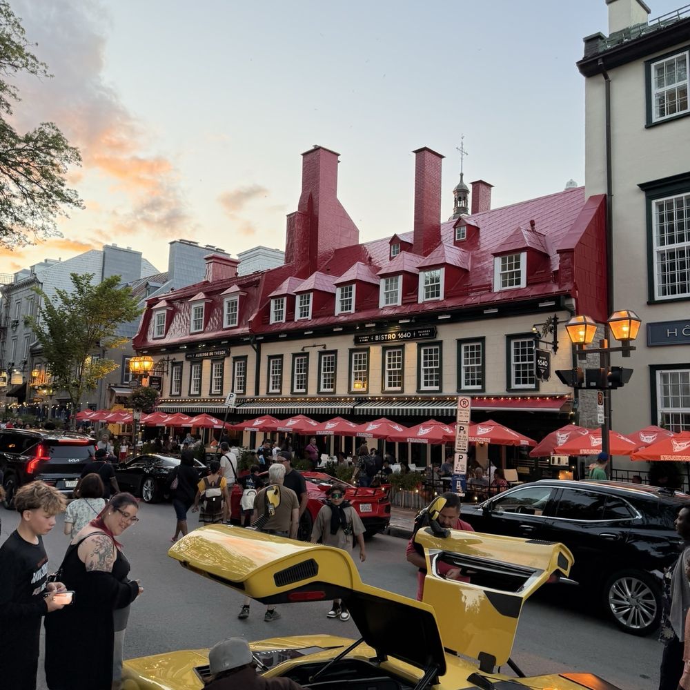 Bistro 1640 - Outside - French Near Me - Quebec City, Quebec Bistro 1640 - Outside - French Near Me - Quebec City, Quebec