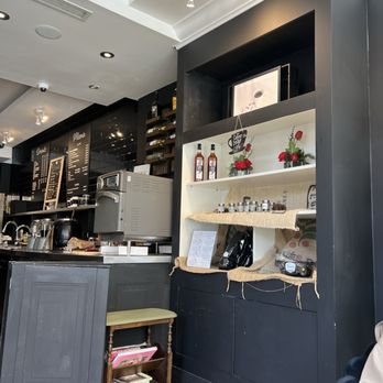 Figaro Coffee House - Cafes Near Me - Oakville, Ontario Figaro Coffee House - Cafes Near Me - Oakville, Ontario