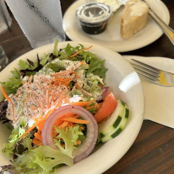 Island Fish - House salad with homemade (not chunky) blue cheese dressing - Seafood Near Me - Marathon, Florida