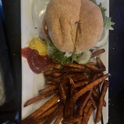 Lewis and Clarke's Restaurant - Beyond burger and sweet potato fries