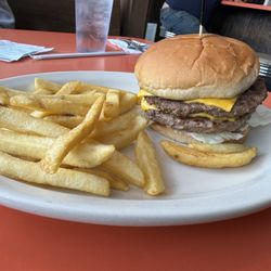 Friendly's - DOUBLE ¼ POUND CHEESEBURGER