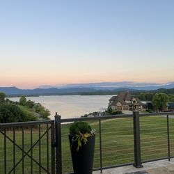 Top Knox Pools - View Rail Fencing