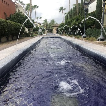 Mbar - Fountain outside - Bars Near Me - Paradise Valley, Arizona Mbar - Fountain outside - Bars Near Me - Paradise Valley, Arizona