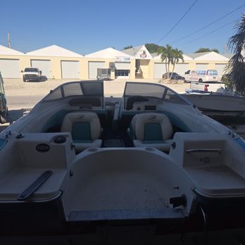 Big Pine Key Marine - Boat with engine missing - Boat Repair Near Me - Big Pine Key, Florida