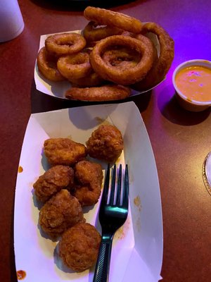 Eli's Sports Bar & Grill by null