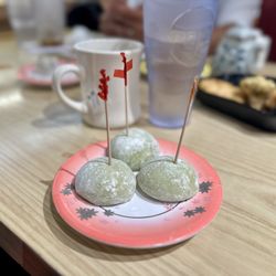 Supra Revolving Sushi