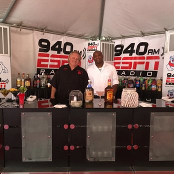 Bulldog Catering - Bar Set Up at The Fresno State Homecoming, Tailgating VIP Event - Party Equipment Rentals Near Me - Fresno, California Bulldog Catering - Bar Set Up at The Fresno State Homecoming, Tailgating VIP Event - Party Equipment Rentals Near Me - Fresno, California