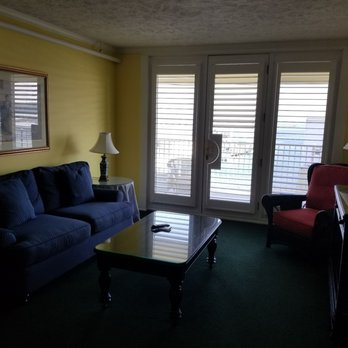 Lilac Tree Suites & Spa - Sitting Room - Hotels Near Me - Mackinac Island, Michigan Lilac Tree Suites & Spa - Sitting Room - Hotels Near Me - Mackinac Island, Michigan