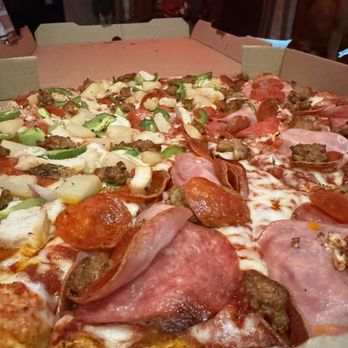Bellagios Pizza - Half & Half Pizza (Extra Large) butcher block and Italian Chicken - Pizza Near Me - Gresham, Oregon Bellagios Pizza - Half & Half Pizza (Extra Large) butcher block and Italian Chicken - Pizza Near Me - Gresham, Oregon