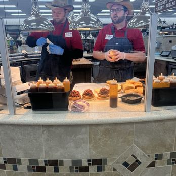 Buc-ee’s - Gas Stations Near Me - Saint Augustine, Florida