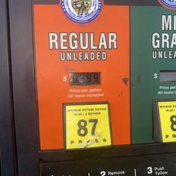 Gas prices right now $5.49 cash payments at 7/11 in PB