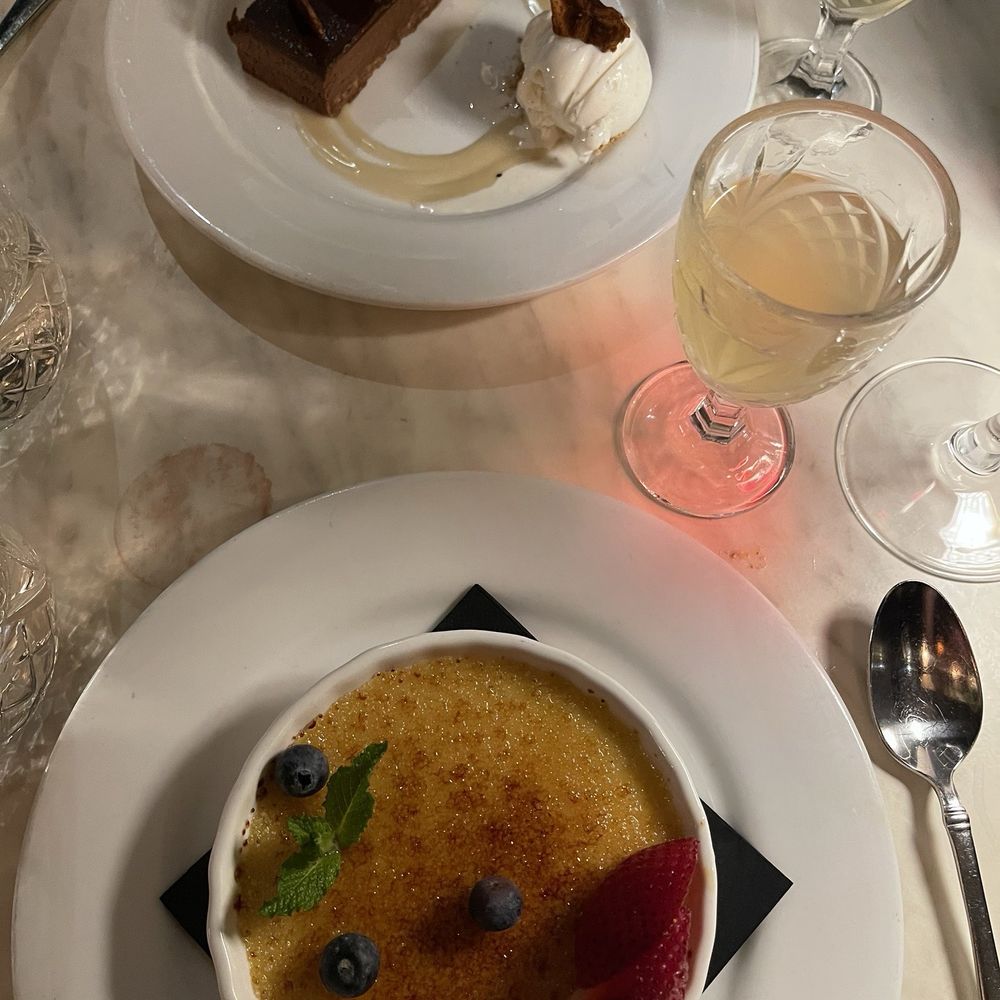 Crème Brûlée & Chocolate Cake