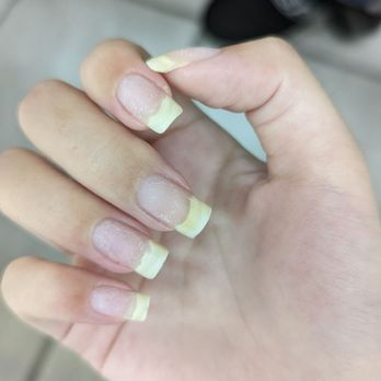 Elegant Nails - Another hand - Nail Salons Near Me - Simi Valley, California