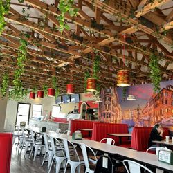 The Original Pinsaria - Dining room