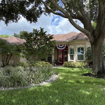Wilson Window - 20 Windows replaced with PGT WinGuard Impact Windows - Windows Installation Near Me - Sarasota, Florida Wilson Window - 20 Windows replaced with PGT WinGuard Impact Windows - Windows Installation Near Me - Sarasota, Florida