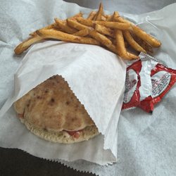 Ten 10 Restaurant - Chicken Pita