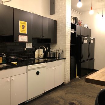 The Local Hostel - Kitchen is clean now - Hostels Near Me - Long Island City, New York The Local Hostel - Kitchen is clean now - Hostels Near Me - Long Island City, New York