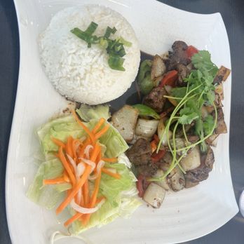 Dope Pho - 60. Shaking Beef ,Filet Mignon, Over Rice - Vietnamese Near Me - Fremont, California