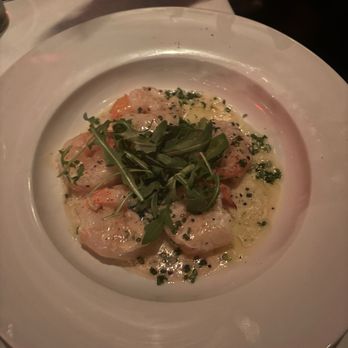 St Martin's Wine Bistro - Les Crevettes St. Martin - French Near Me - Dallas, Texas St Martin's Wine Bistro - Les Crevettes St. Martin - French Near Me - Dallas, Texas