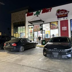 Sinclair Gas & Dino Mart