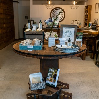 The Leaf NY - Tester Table at The Leaf - Vitamins & Supplements Near Me - Beacon, New York The Leaf NY - Tester Table at The Leaf - Vitamins & Supplements Near Me - Beacon, New York