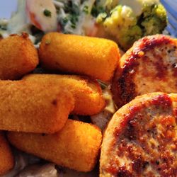 Rastanlagen Im Hegau - Steak mit Gemüse und Kroketten