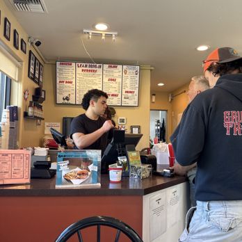K & M Drive-In - Fast Food Near Me - Camas, Washington K & M Drive-In - Fast Food Near Me - Camas, Washington