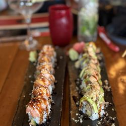 Cheeca Lodge & Spa - Salmon Aburi & Dragon Roll