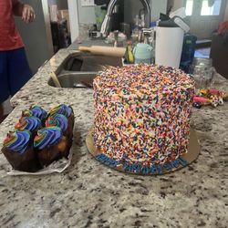 Sugar Mama's Bakery - Cake and cupcakes